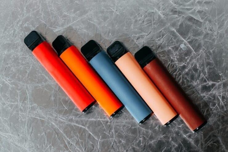 top e-cigarettes reviewed and what are the dangers of using e cigarettes every buyer must understand