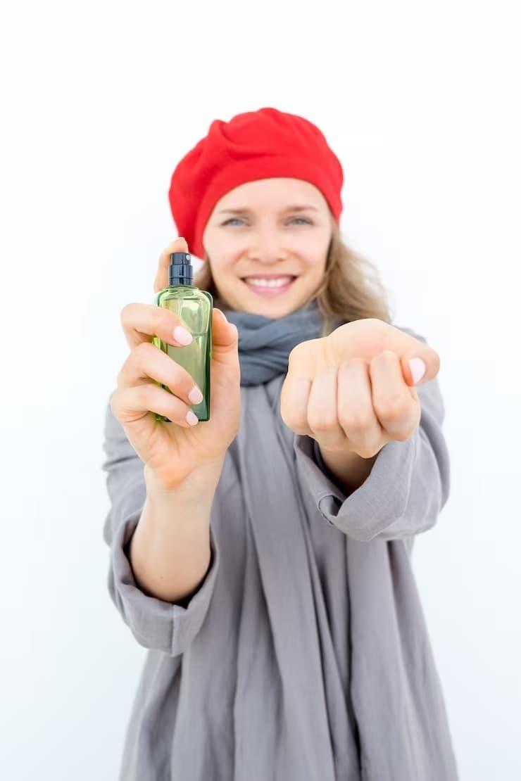 Effective Ways to Get Cigarette Smell Out of Electronics Fast