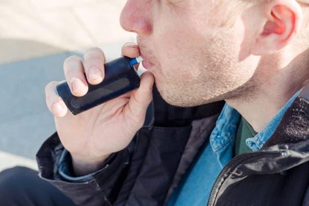 Vape DIY Refill Electronic Cigarette Guide for Beginners Vape Safety Tips and Flavor Tricks