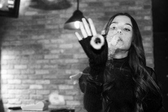 A practical guide to papieros elektroniczny safety and e cigarette risks every smoker should understand