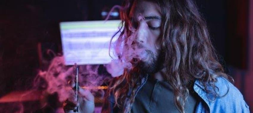 Einweg E-Shisha Essentials and do electronic cigarettes smell Explained for Everyday Vapers