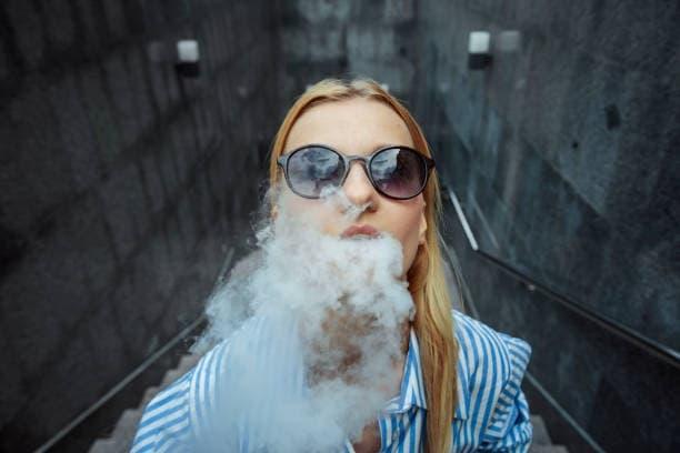 Why e-cigaretta Experts Warn About e-cigarettes health risks and Practical Tips for Safer Vaping